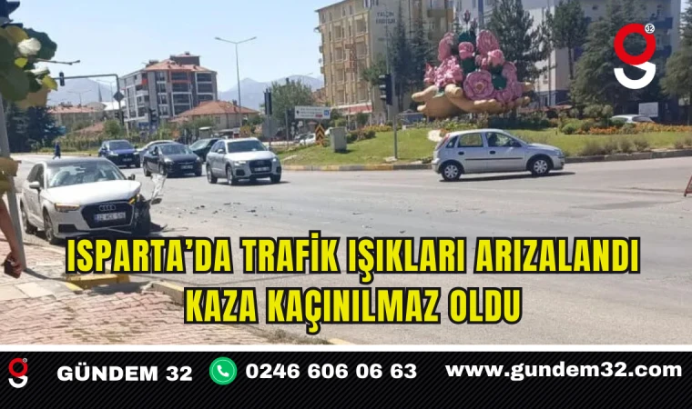 Isparta'da Trafik Işıkları Arızalandı Kaza Kaçınılmaz Oldu