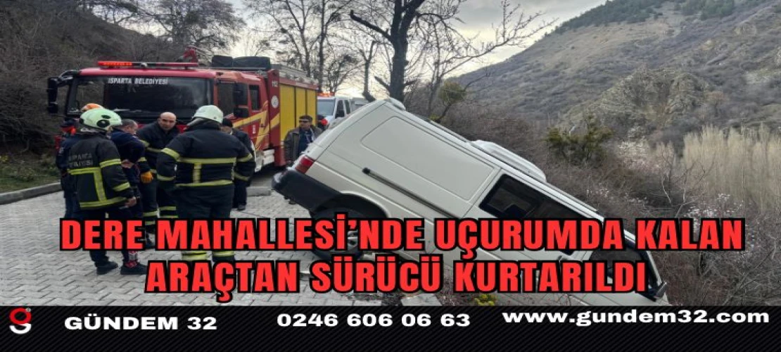 Dere Mahallesi’nde Uçurumda Kalan Araçtan Sürücü Kurtarıldı