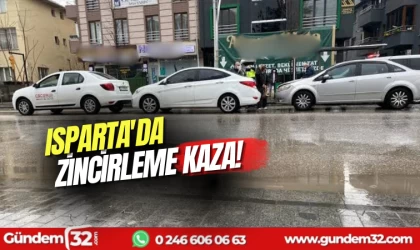 Zincirleme Kaza 4 Araç Birbirine Girdi