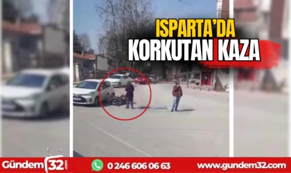 Otomobil ile motosiklet çarpıştı