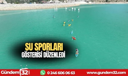 Su sporları gösterisi düzenledi