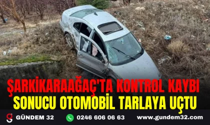 ŞARKİKARAAĞAÇ'TA KONTROL KAYBI SONUCU OTOMOBİL TARLAYA UÇTU