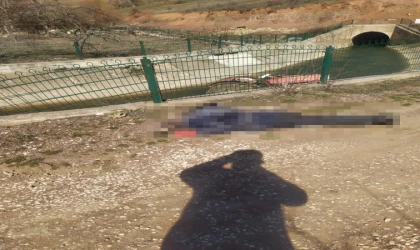 Kontrolden çıkan traktör su kanalına düştü: Sürücü hayatını kaybetti