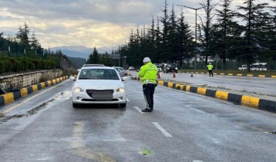 Isparta’da son 24 saatte 5 bin 665 araç ve sürücü denetlendi