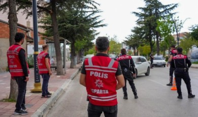 Isparta’da okul çevresi denetimi: 25 araca ceza