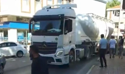 Eğirdir’de Tır Kazası: Yaşlı Adam Ağır Yaralandı