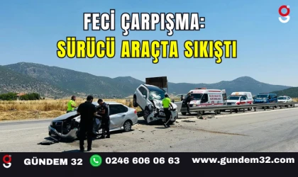 Feci Çarpışma: Sürücü Araçta Sıkıştı