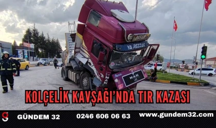 Isparta Kolçelik Kavşağı’nda TIR Kazası